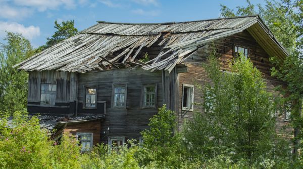 Cottage Demolition in Akron